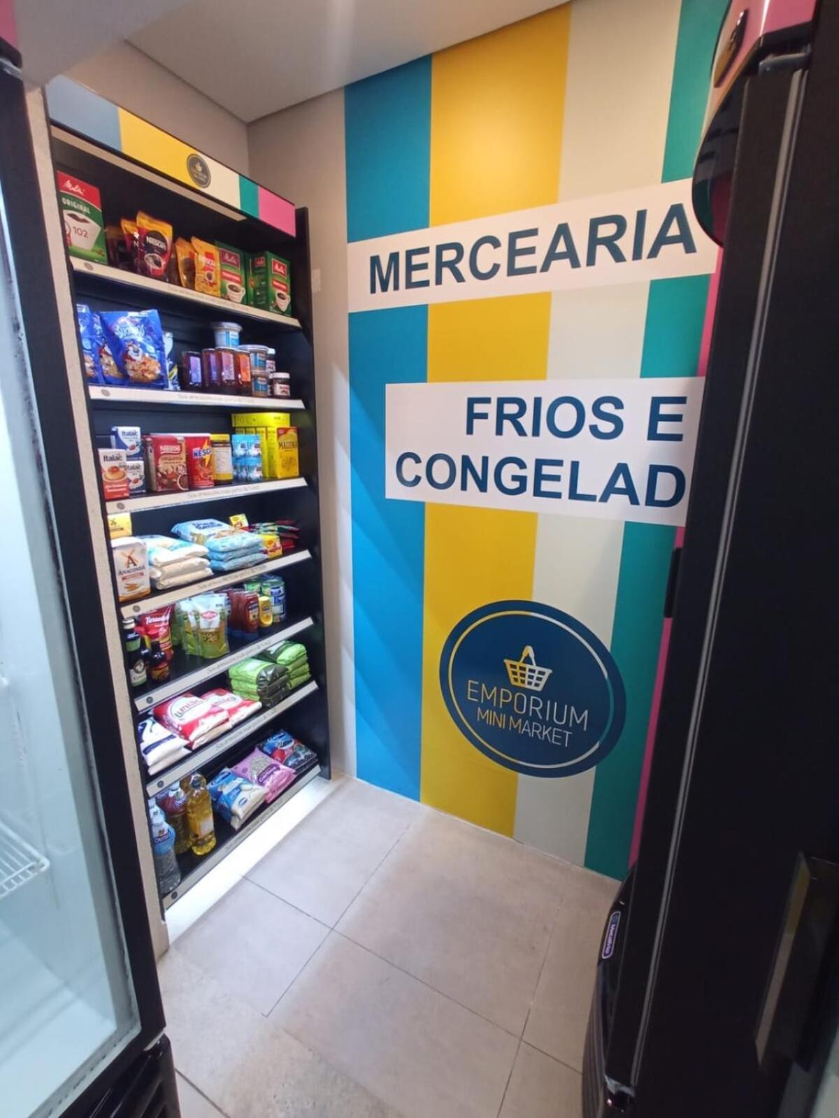 Evergreen Escape - Lindo Ape Na Liberdade